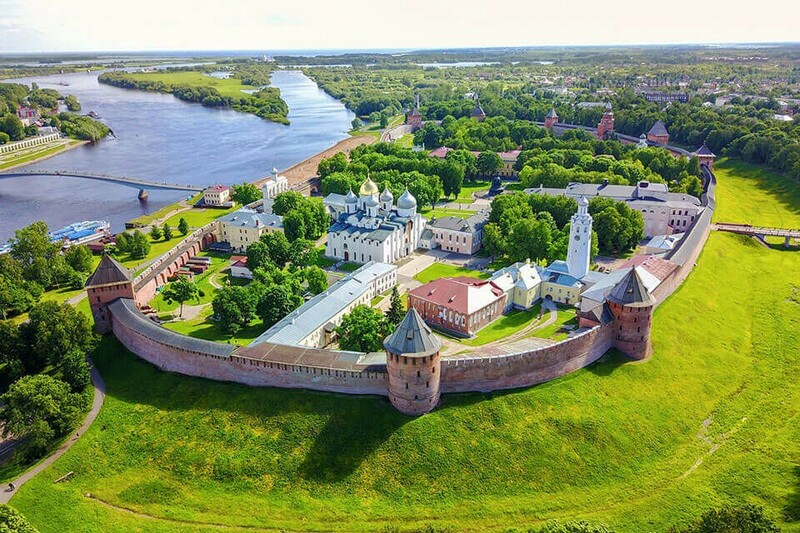 Список транспортных компаний Великого Новгорода:  как отправить посылку с Sendit