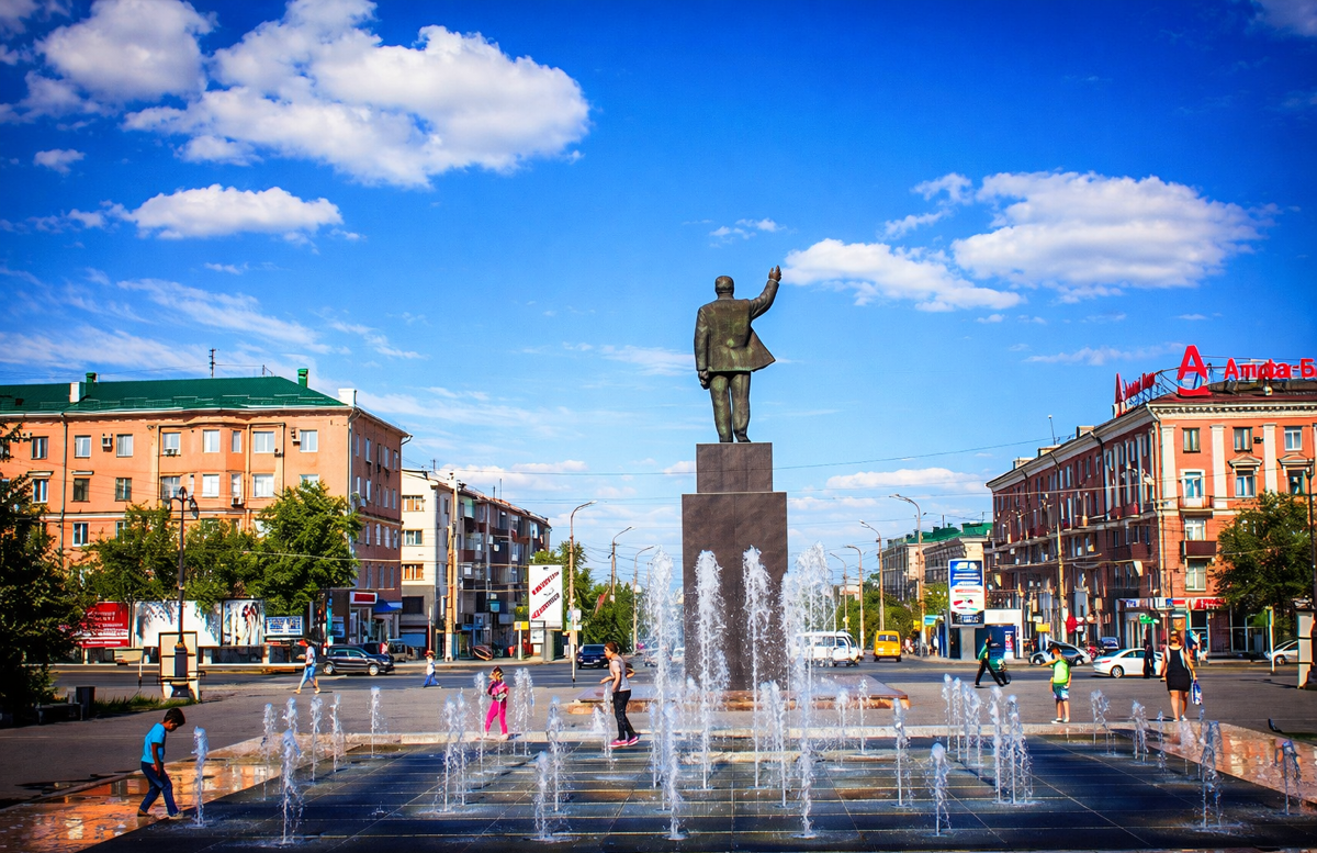 Список транспортных компаний Орска: найти выгодную доставку с Sendit